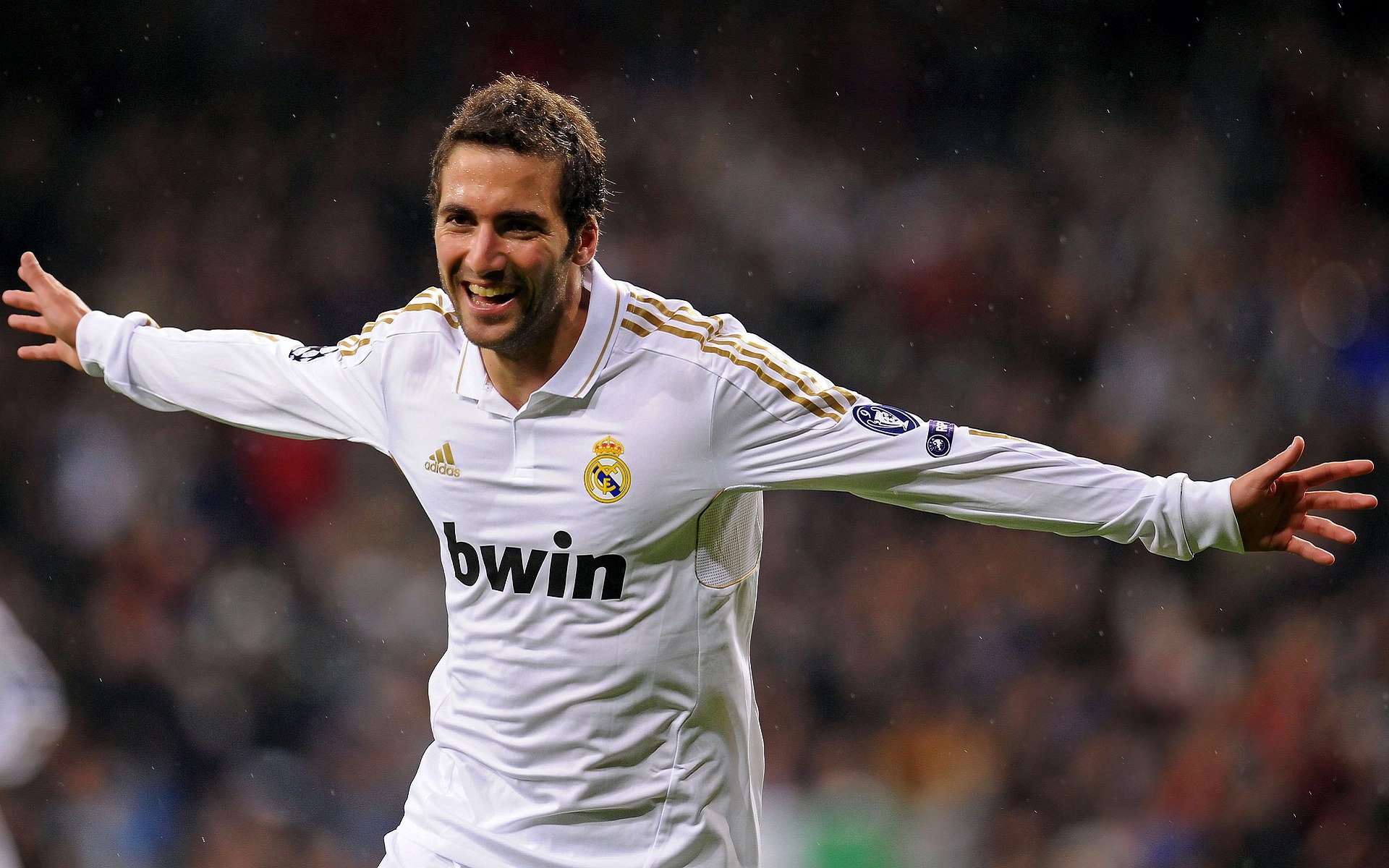 LPL粉丝呐喊声震撼赛场，粉丝喊话视频集锦